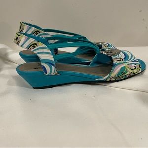 IMPO Women’s Ramiah Stretch Sandals Size 8